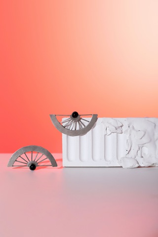 personal,

JEWELS,

set design by
 
STUDIO FLEMMA,

2021